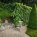 Manoir De La Groye Saint-Saturnin-sur-Loire