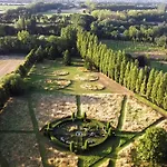 بيت ضيافة Manoir De La Groye Saint-Saturnin-sur-Loire