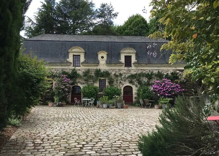 Manoir De La Groye Saint-Saturnin-sur-Loire
